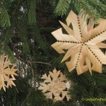 Ursula Astras Lithuanian Straw Christmas Ornaments-1091 c 600px. Photo by Don Astras. © ladyofwheat.com